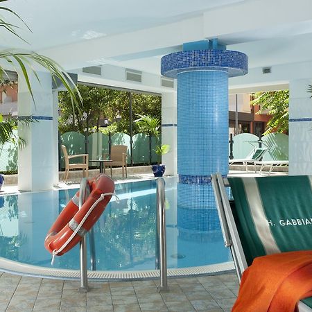 Hotel Gabbiano Cattolica Kültér fotó