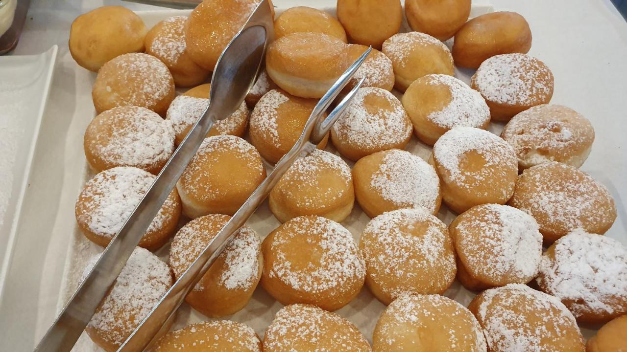 Hotel Gabbiano Cattolica Kültér fotó