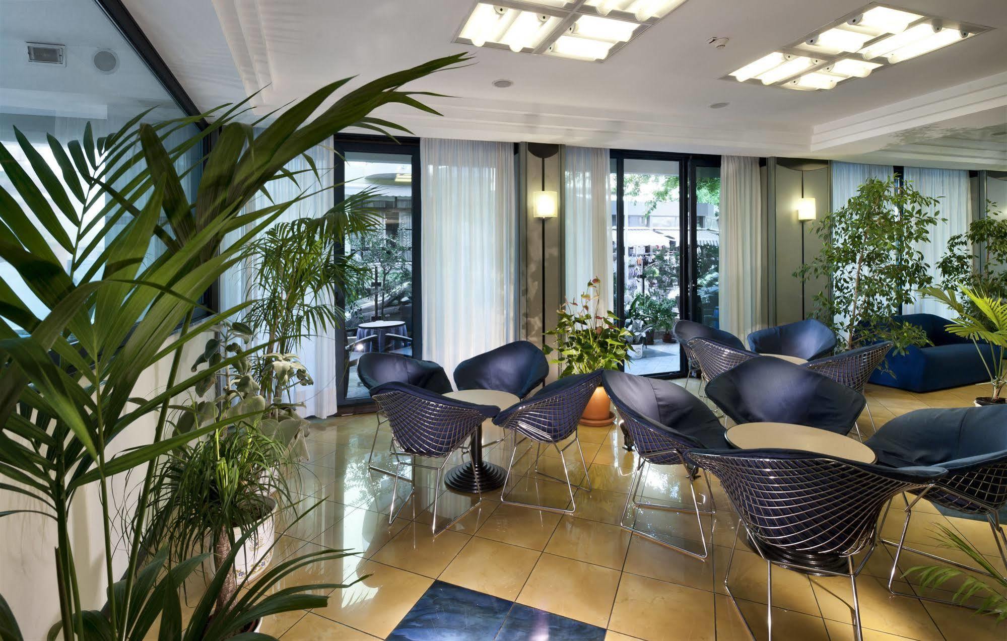 Hotel Gabbiano Cattolica Kültér fotó